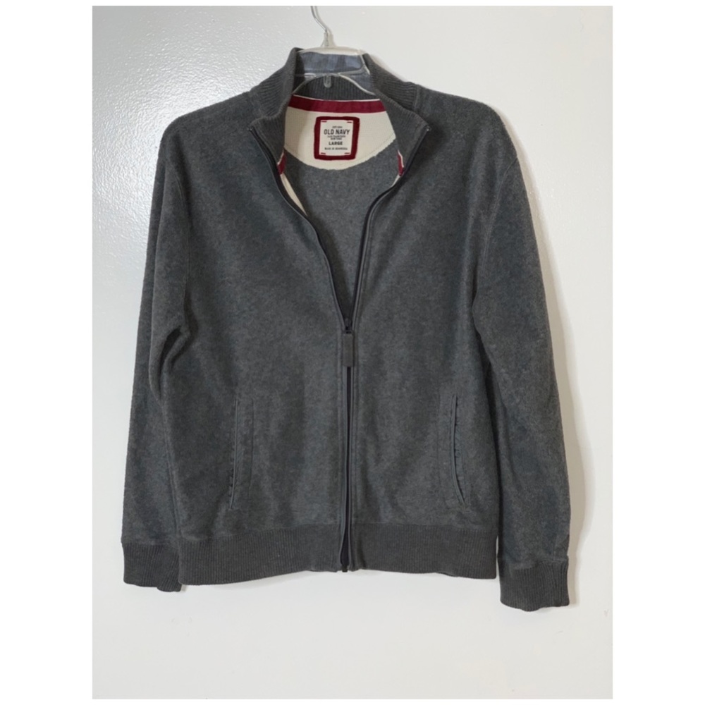 Men’s Old navy sweater
